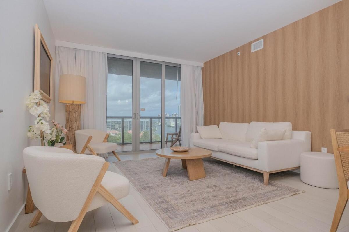 2B 2B Luxury Ocean Views Apt In Hallandale Beach Daire Dış mekan fotoğraf